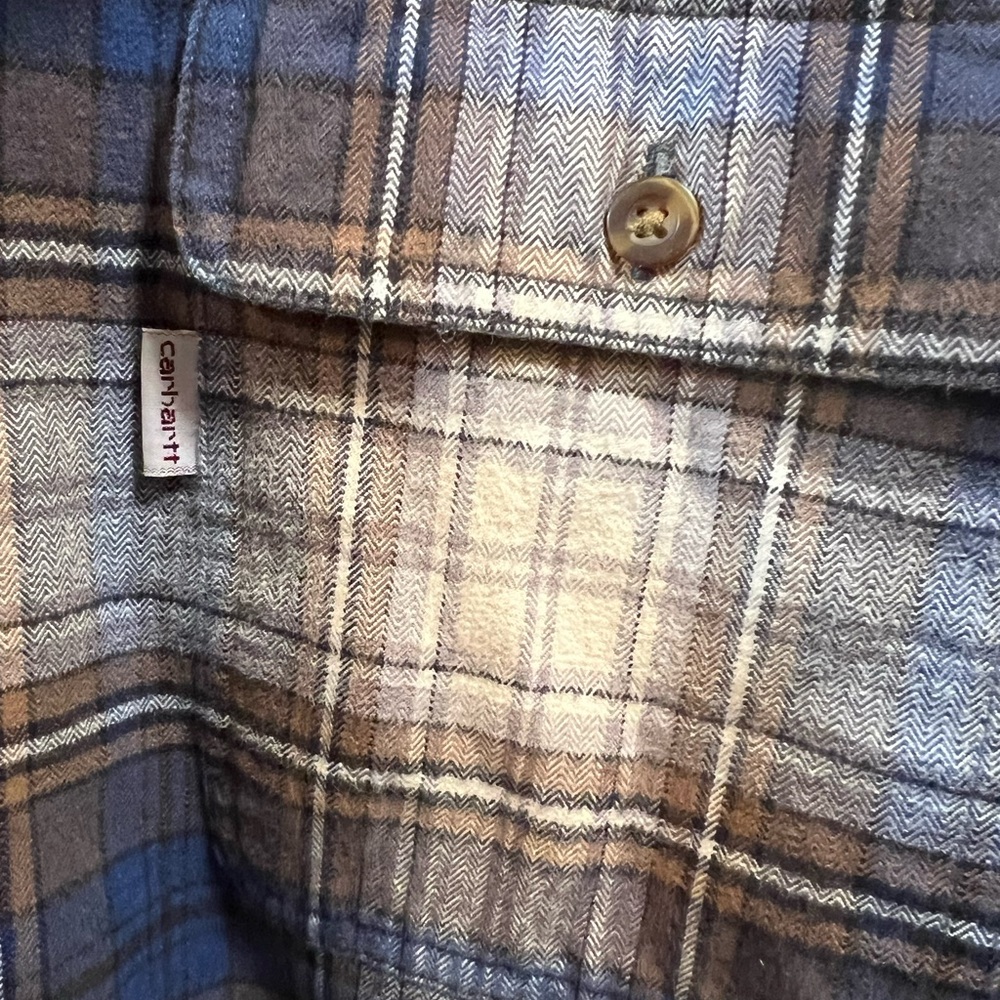 Men’s Carhartt XLT‎ Flannel Like New - Picture 3 of 4